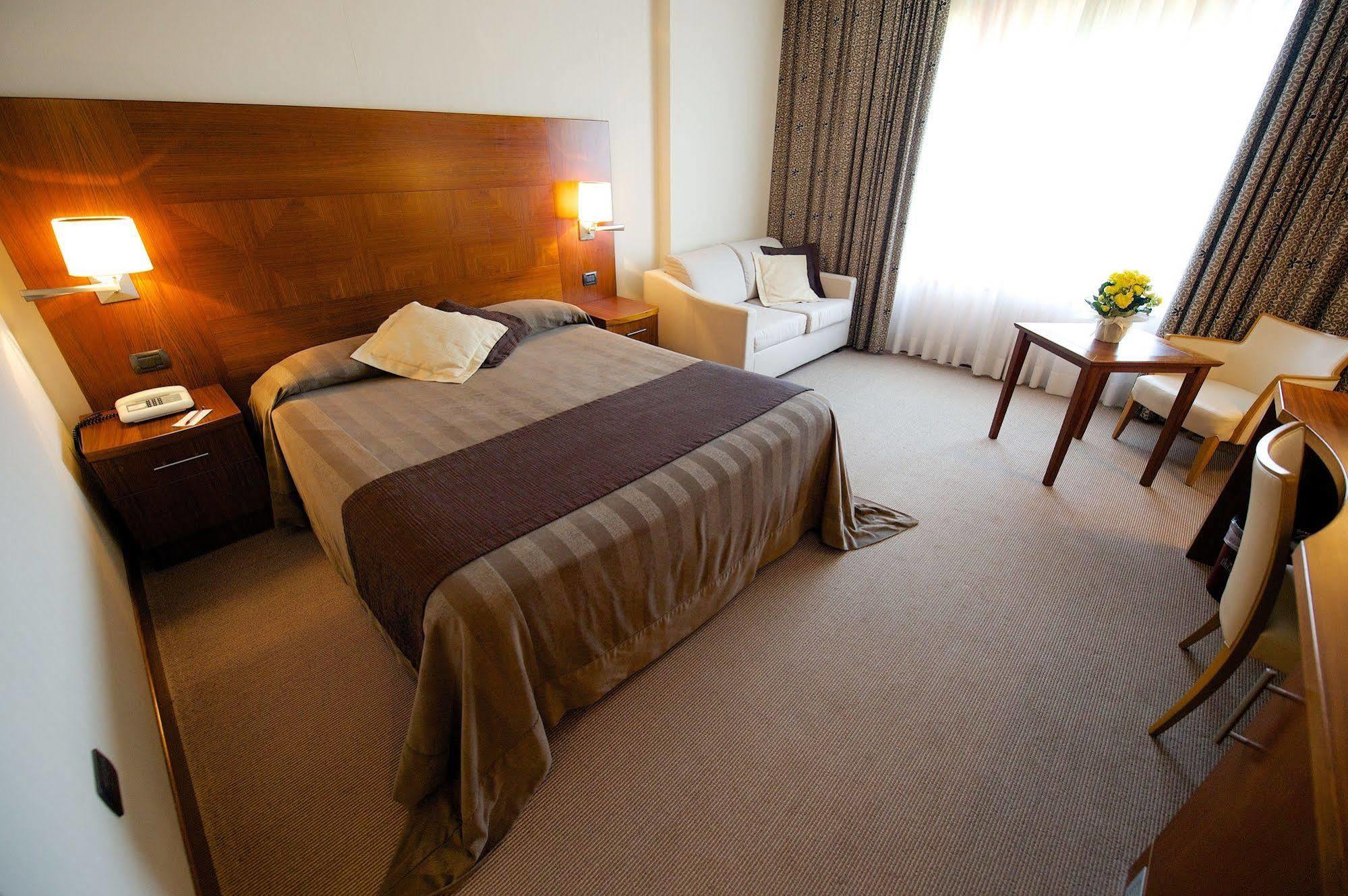 Hotel Four Points By Sheraton Siena