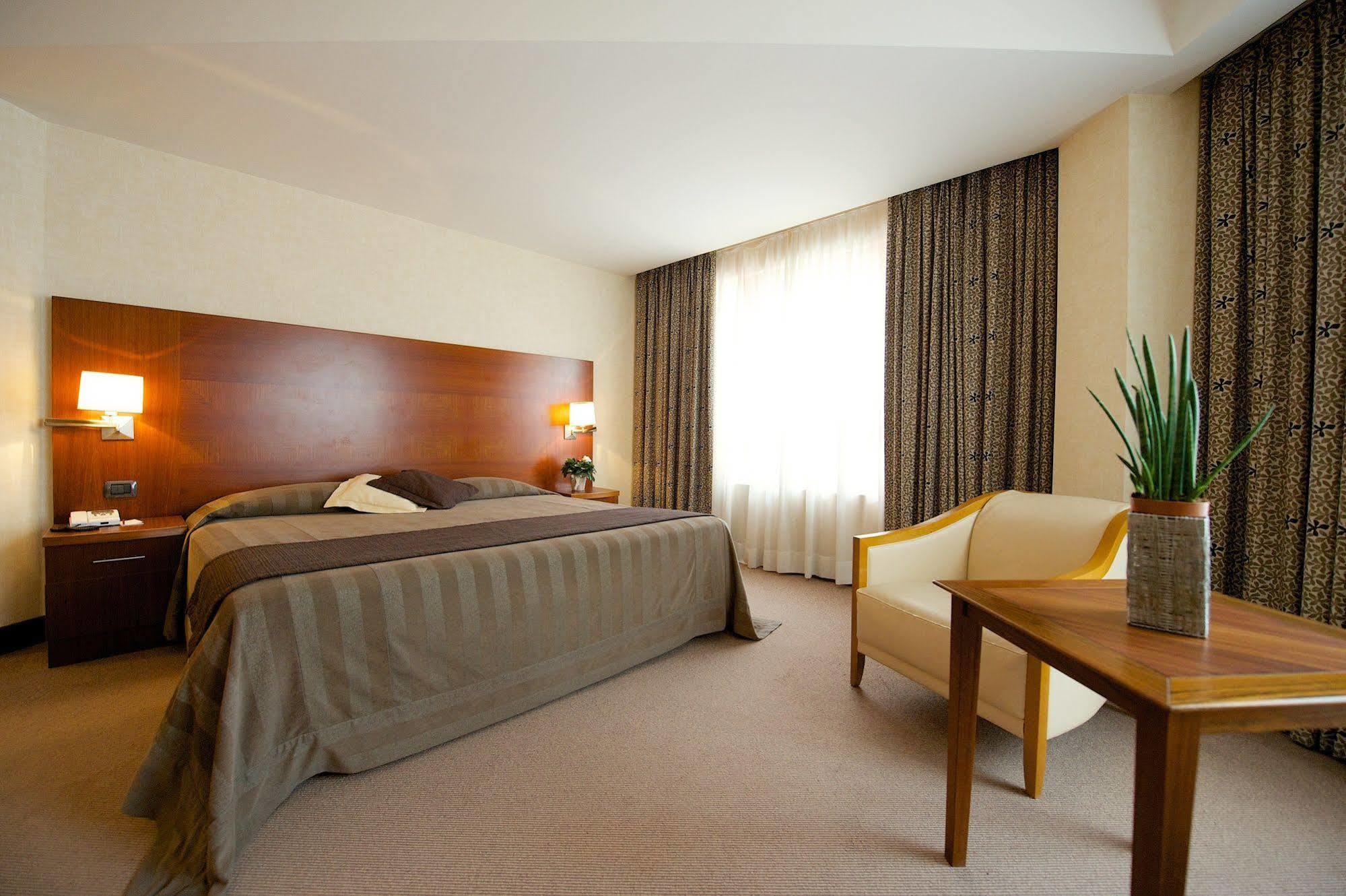Four Points By Sheraton 4* Siena