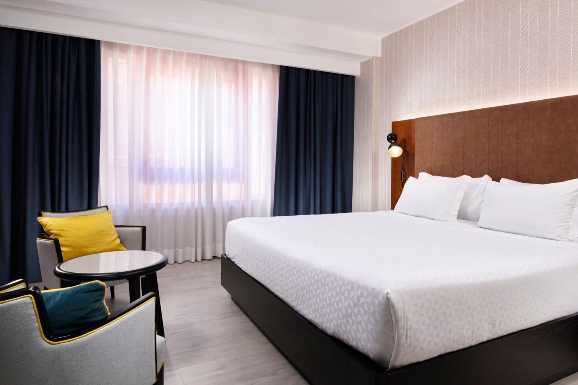 Four Points By Sheraton Hotel