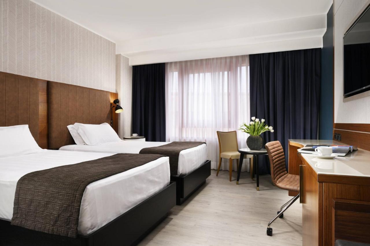 Four Points By Sheraton Hotel